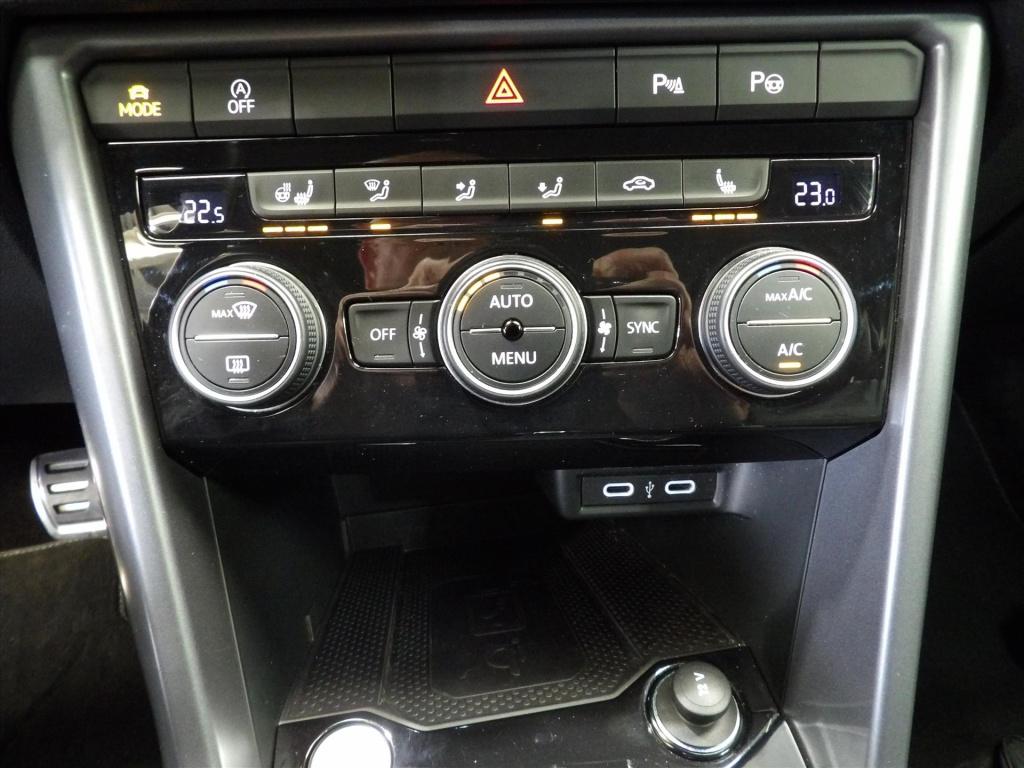 Volkswagen T-roc cabrio 1.5 tsi 150pk 7-dsg r-line black style