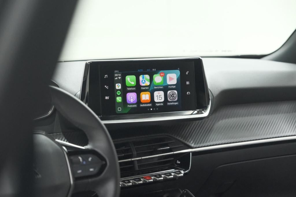 Peugeot 2008 puretech 130 active | camera | apple carplay | parkeersensoren