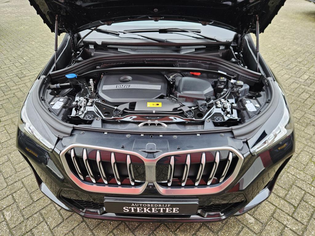 BMW X1 xdrive30e m-sport | pano | memory