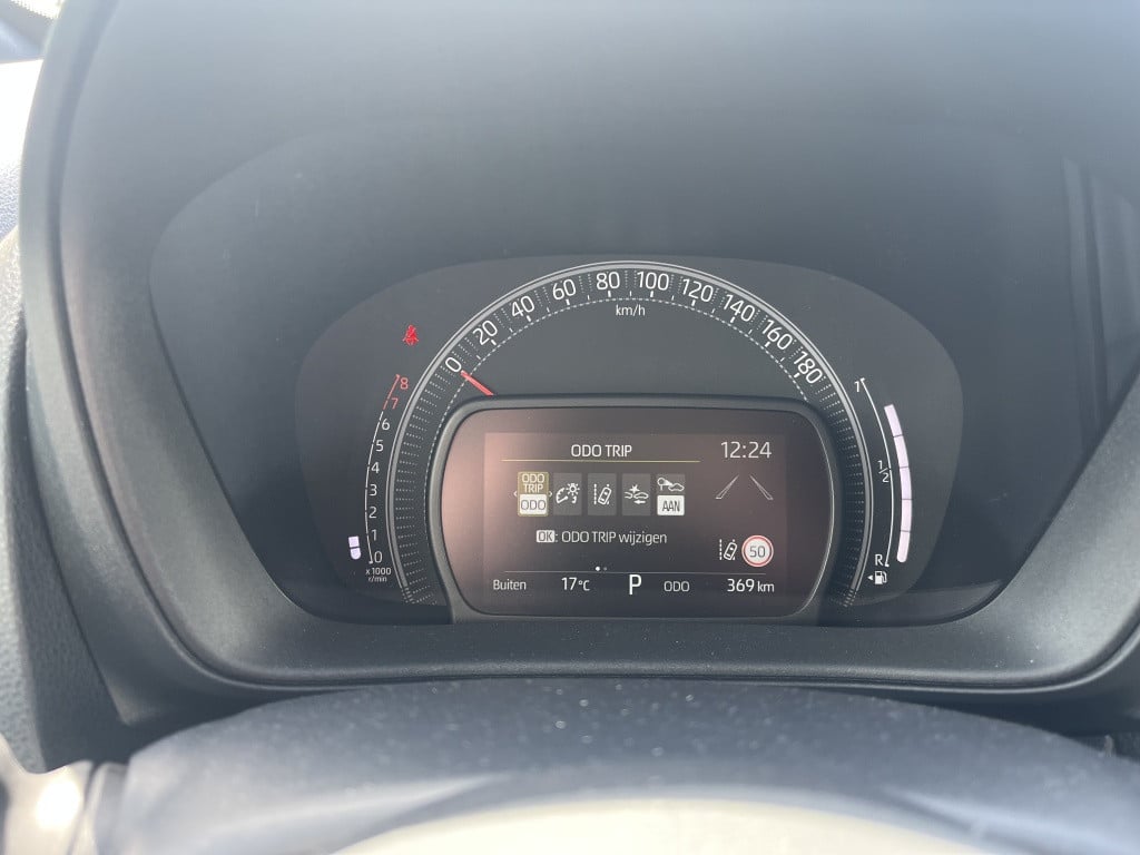Toyota Aygo x | demo | 1.0 vvt-i s-cvt play | airco | apple carplay |