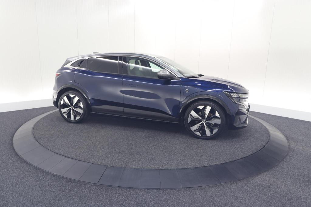 Renault Megane E-tech ev40 boost charge techno | pack winter | camera | app