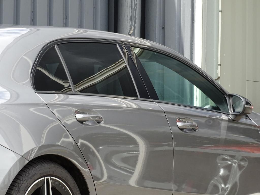 Mercedes-Benz A-Klasse 180 business solution amg | pano | widescreen