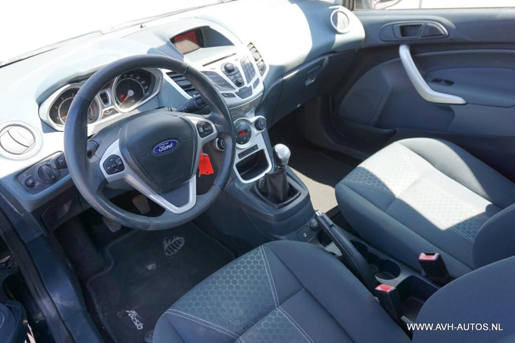 Ford Fiesta 1.25 titanium
