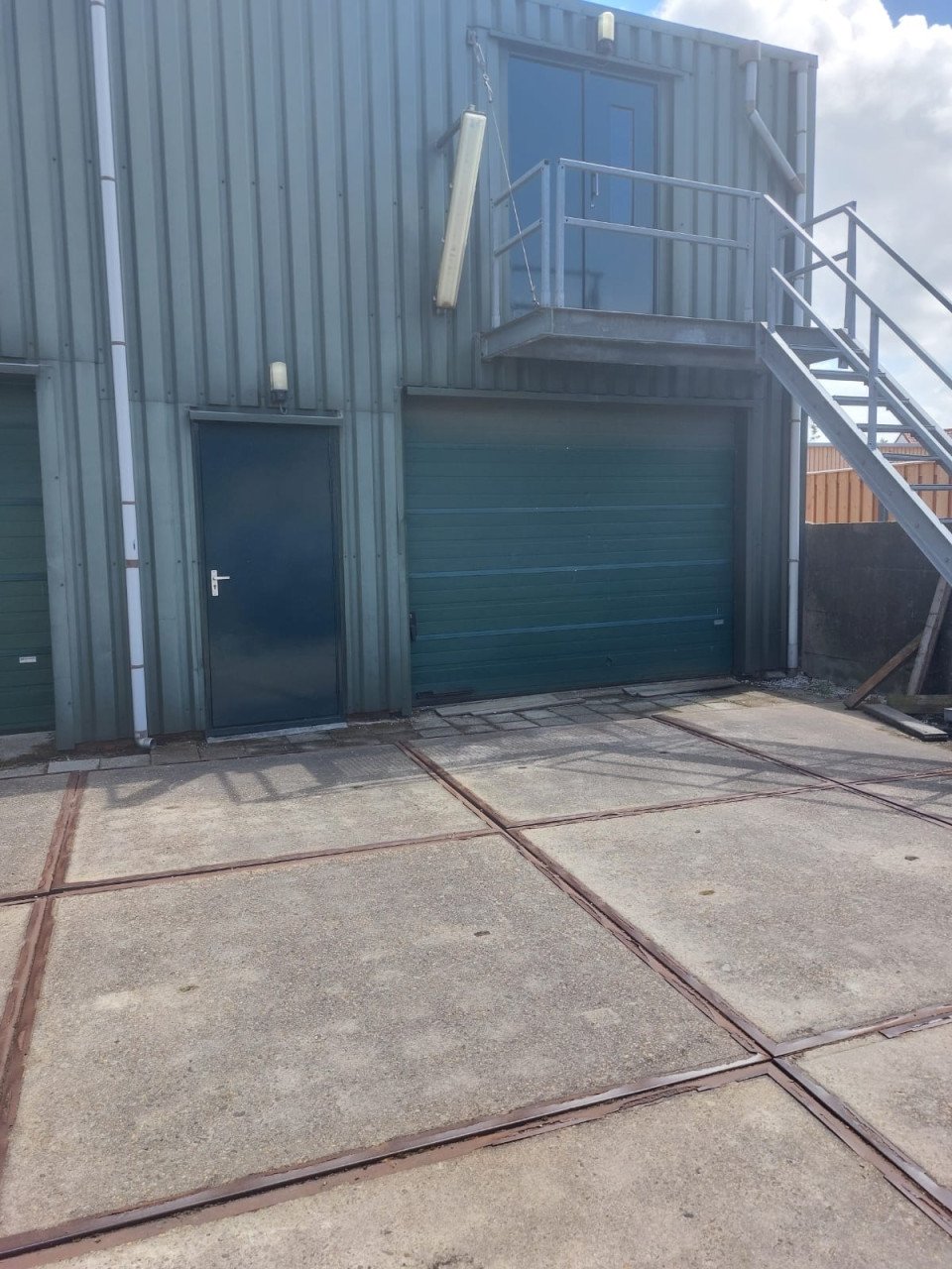Te huur: garagebox/werkruimte in Kapelle