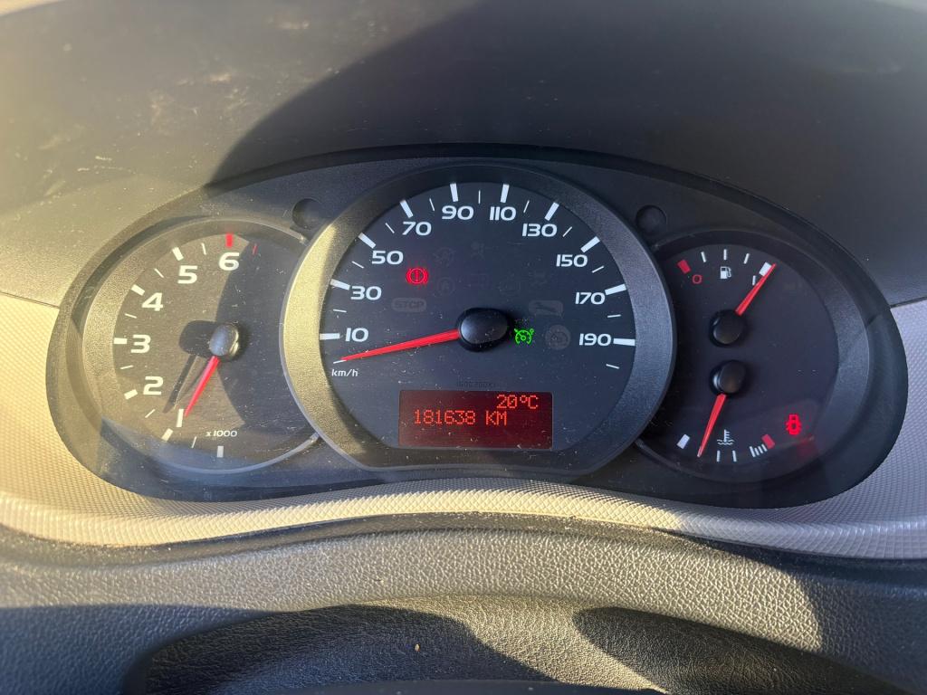 Nissan Nv400 nissan 2.3 dci l2h2 optima buscamper