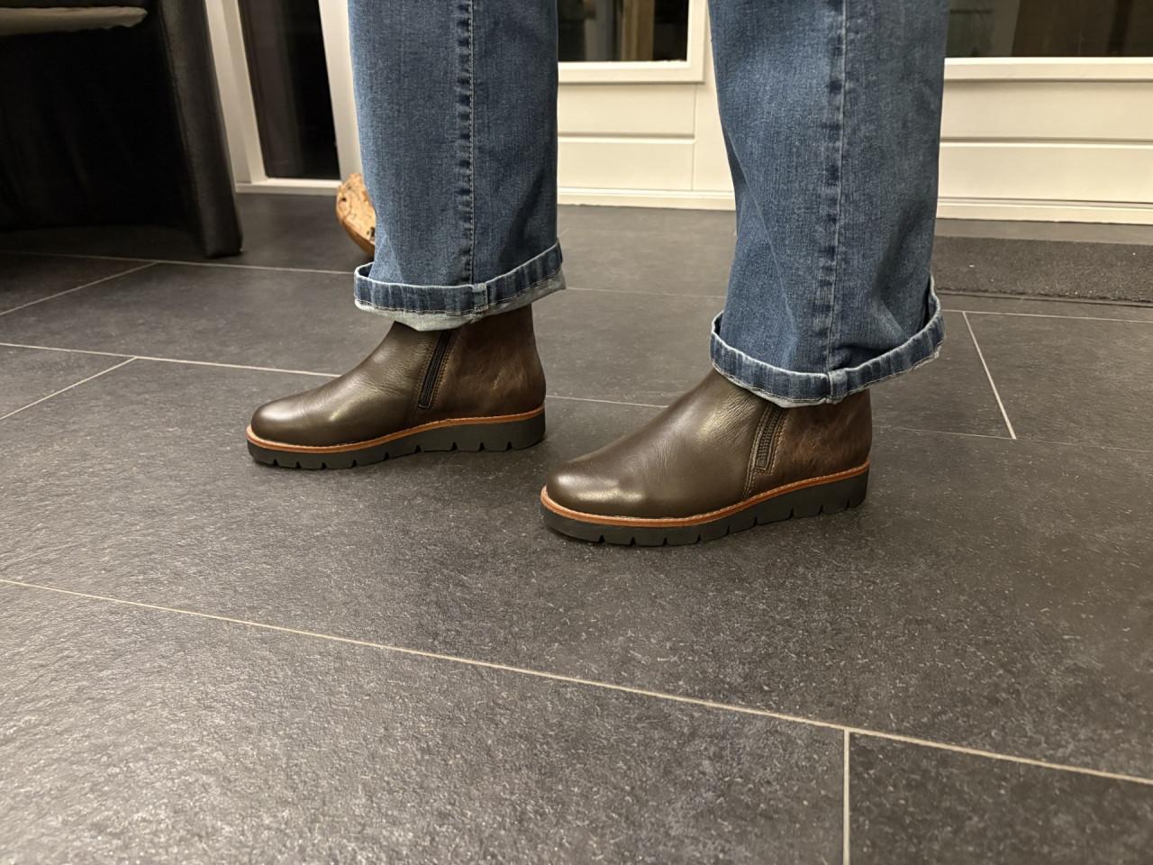 Enkellaarsjes maat 38