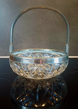 Vintage glazen (bonbon) schaal