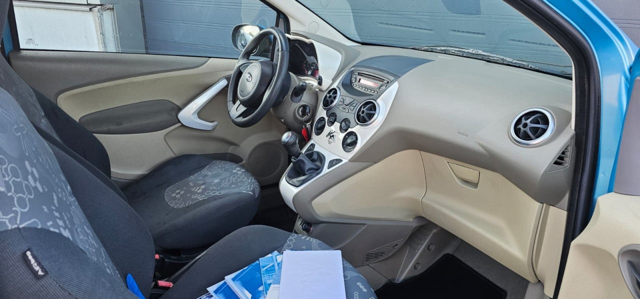 TE KOOP FORD KA 1.2 TITANIUM IN TOPSTAAT MET AIRCO