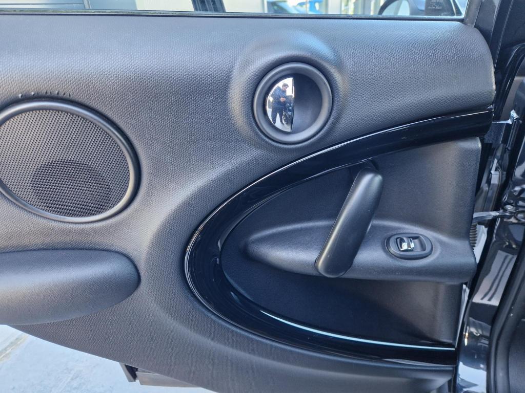 Mini Countryman mini 1.6 cooper knockout edition