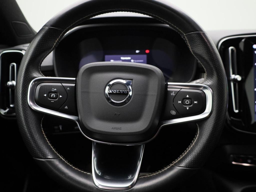 Volvo XC40 recharge p8 awd r-design | automaat | apple carplay / android au