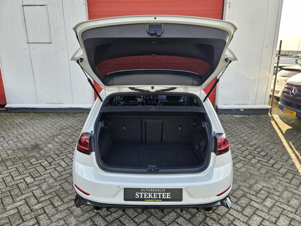 Volkswagen Golf 2.0 tsi gti tcr | akrapovic | pano | acc | rijklaar inclusi