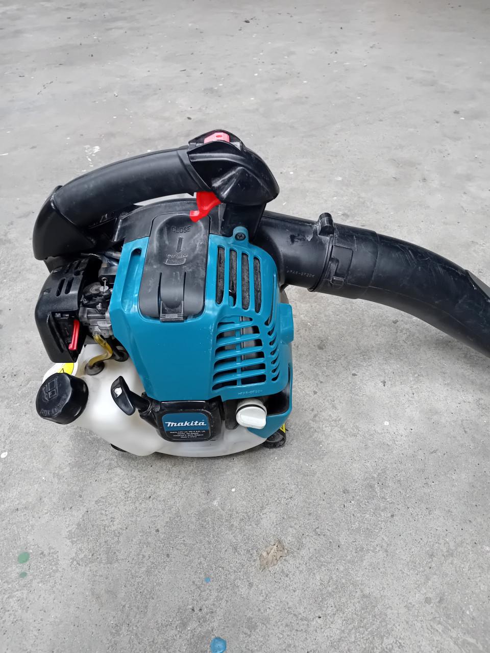 Makita BHX2501 bladblazer