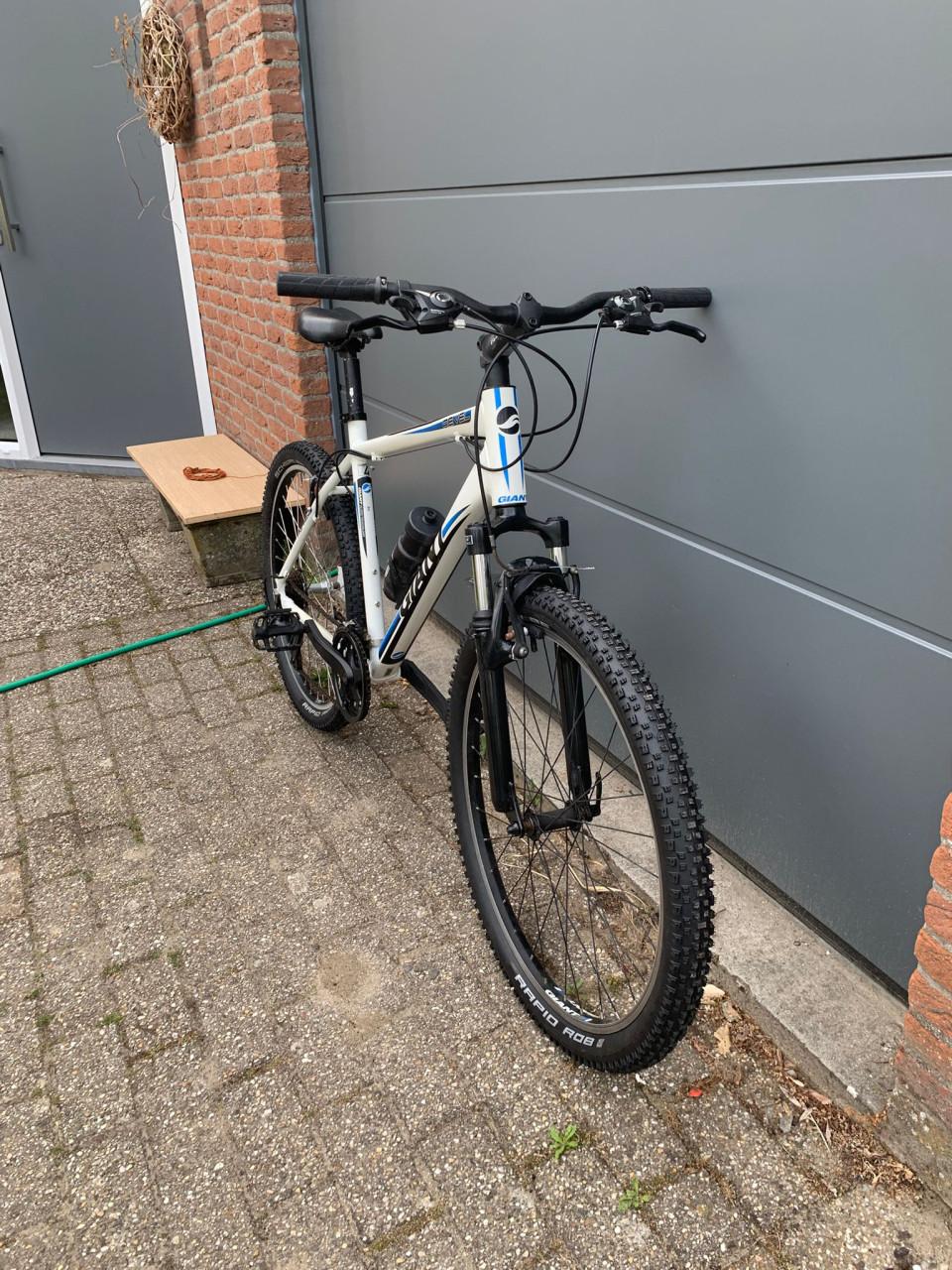 Giant revel mountainbike in goede staat
