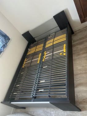 Bed 140 , met professioneele lattenbodem Bossflex
