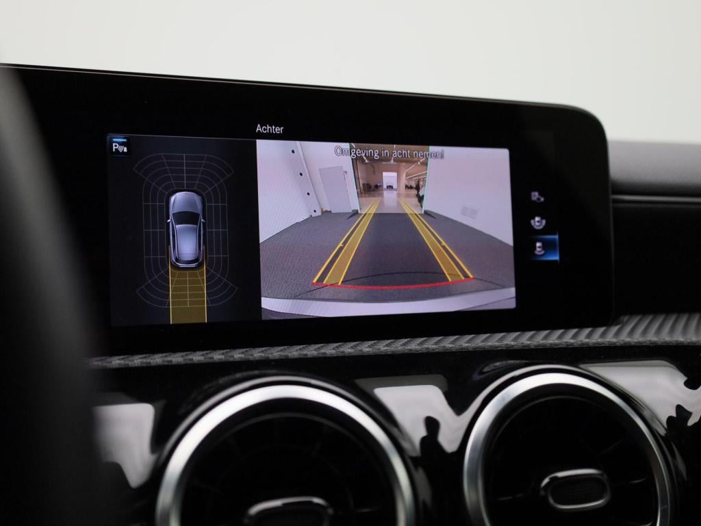 Mercedes-Benz A-Klasse 180 business solution | automaat | navigatie | achte