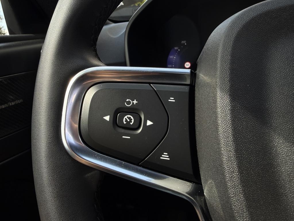 Volvo XC40 recharge pro