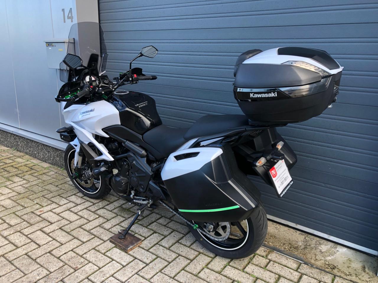 Nette Kawasaki Versys 650 Grand Tourer uit 2016 met 45dkm €5490,-