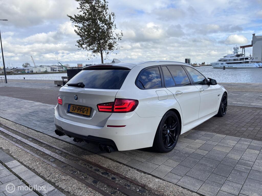 BMW 5 Serie, Touring 528i M-Pakket Led Panorama km344.763 Nap BJ2011