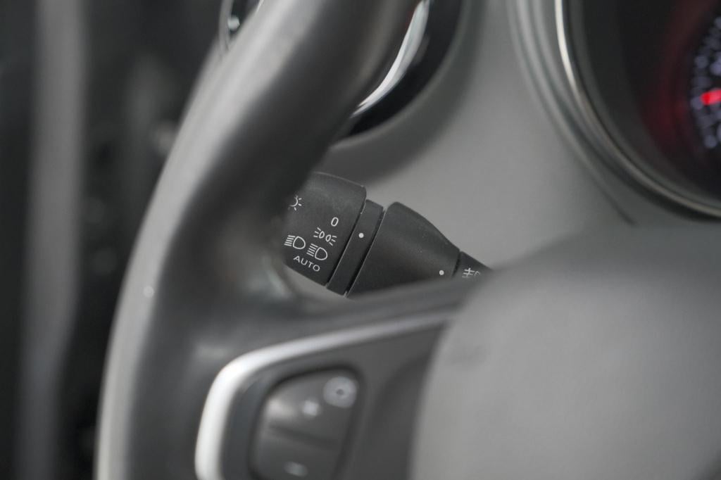 Renault Captur tce 90 intens | camera | dodehoekdetectie | navigatie | park