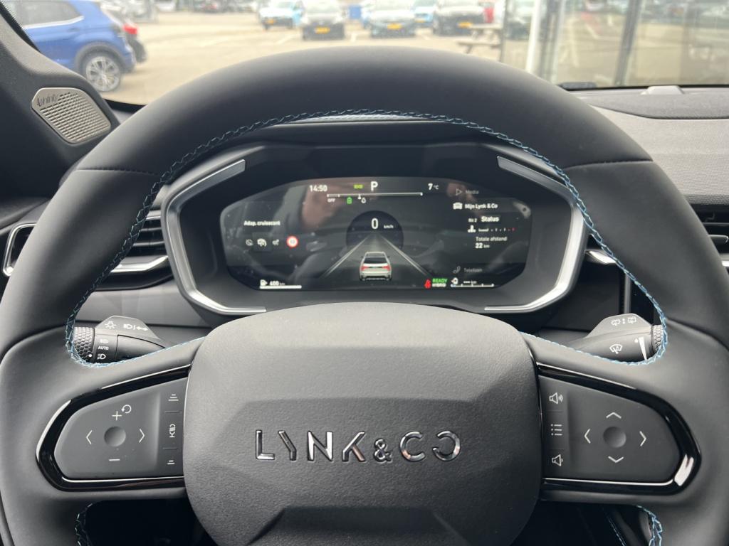 Lynk & Co 01 1.5 261pk 7dcth plug in hybrid , pano dak , 360gr camera , car