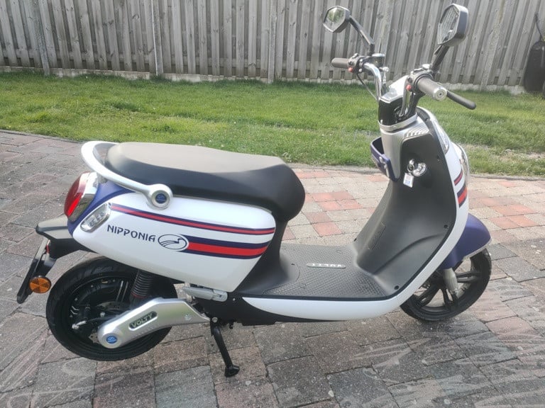 Electrische Scooter Nipponia Volty met 35KM Op De Teller