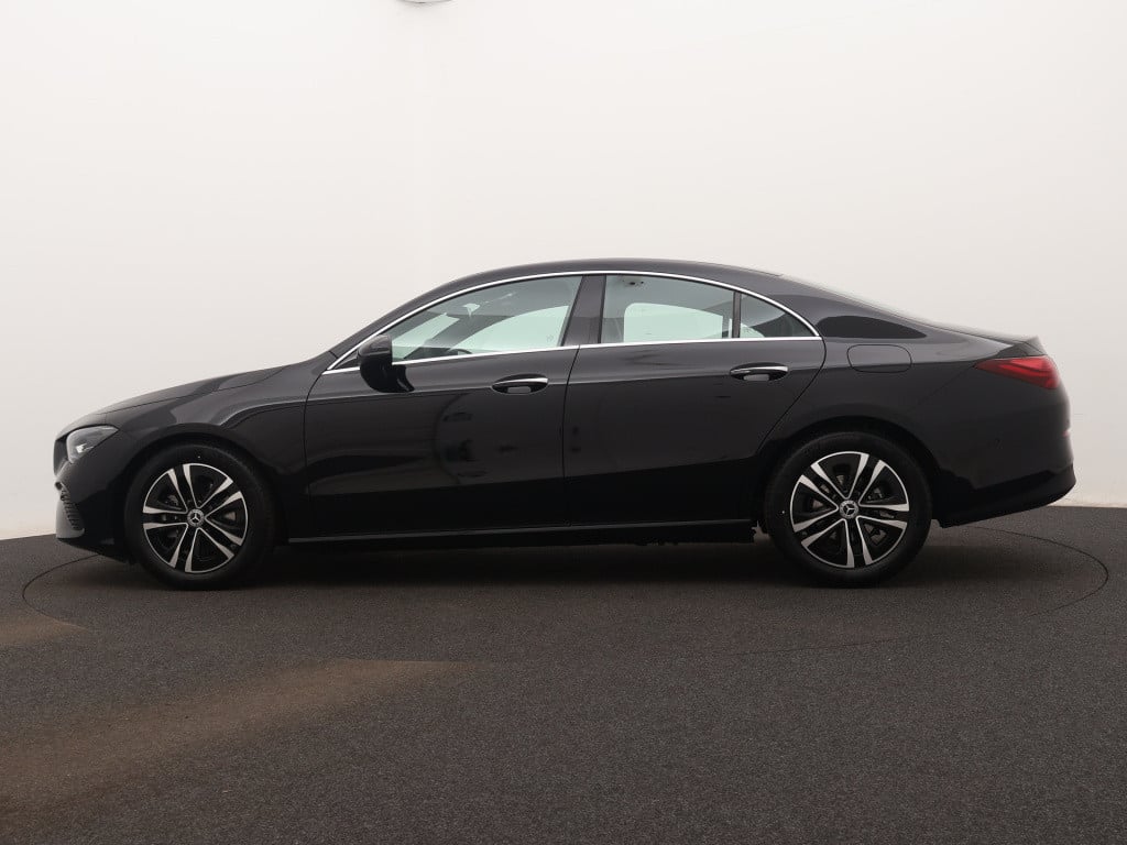 Mercedes-Benz Cla 180 star edition | dodehoekassistent | keyless go | parke