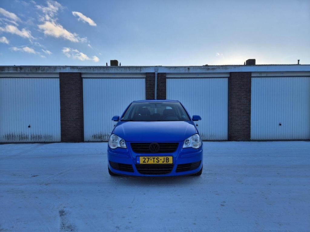 Volkswagen Polo 1.2 optive / origineel nl / airco / bluetooth
