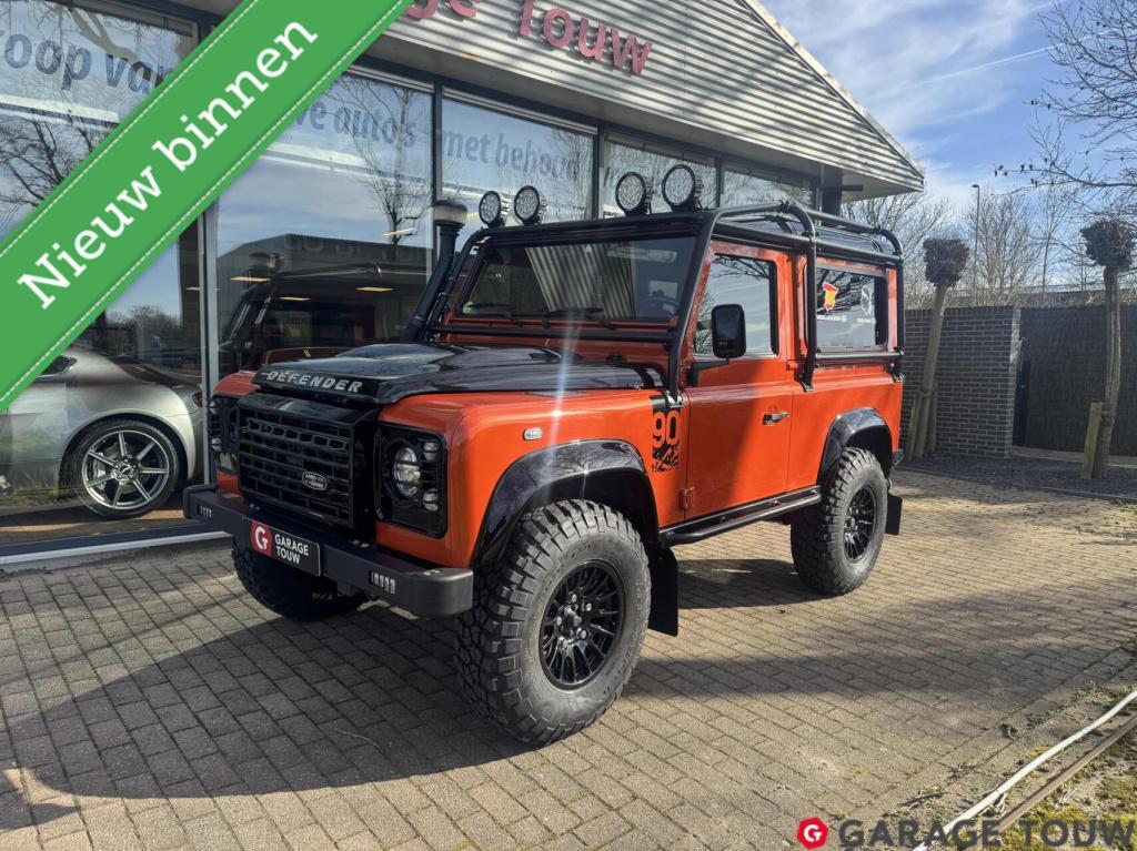 Land Rover Defender 2.2 d sw 90" adventure+ limited edition