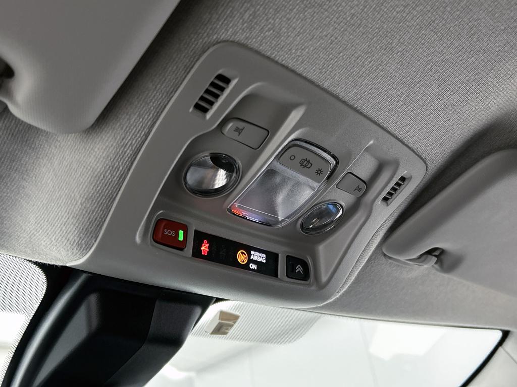 Citroen C3 110pk automaat shine | rijklaar | 17" lichtmetaal | navigatie | 