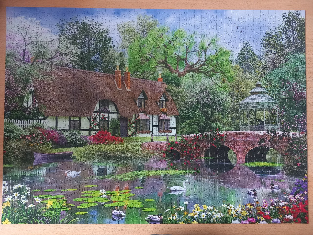 Puzzel April Cottage