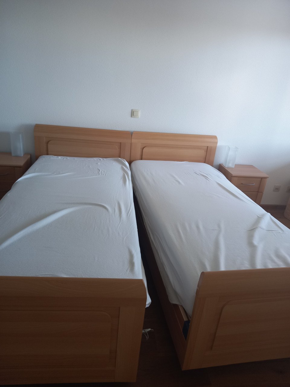 Tweepersoonsbed met verstelbare lattenbodem