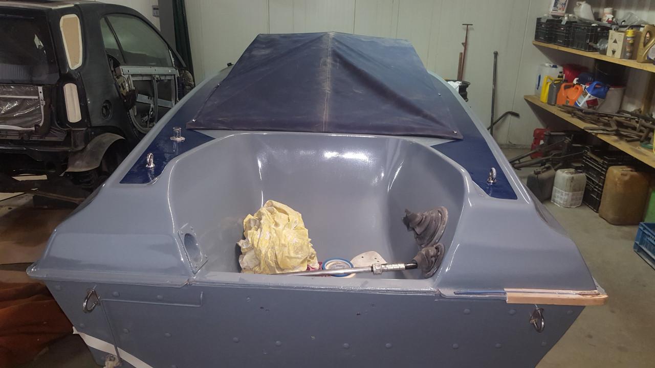 Bootje met trailer