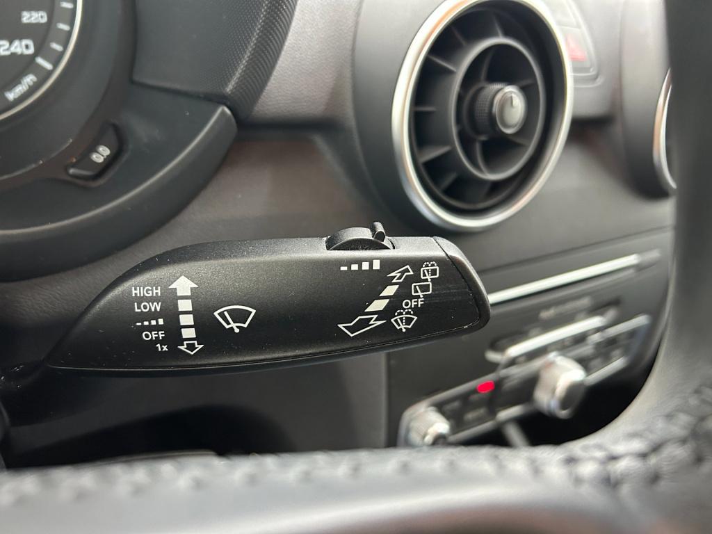Audi A1 Sportback occasion 1.0 tfsi pro line | wit | tweedehands audi a1 | 