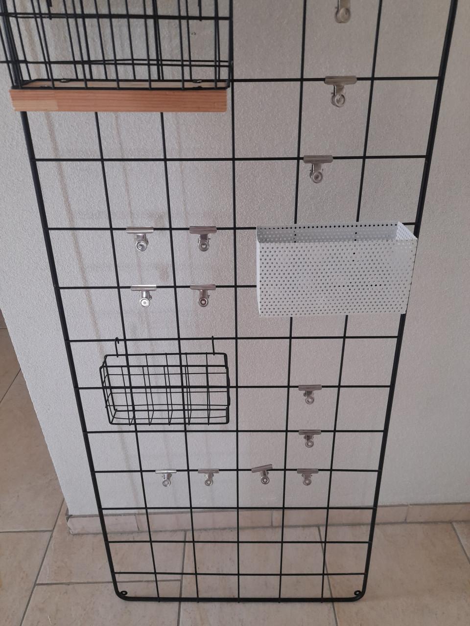 Kaartenrek / decoratie rek / wandrek  150 x 55 ( in goede nette staat )