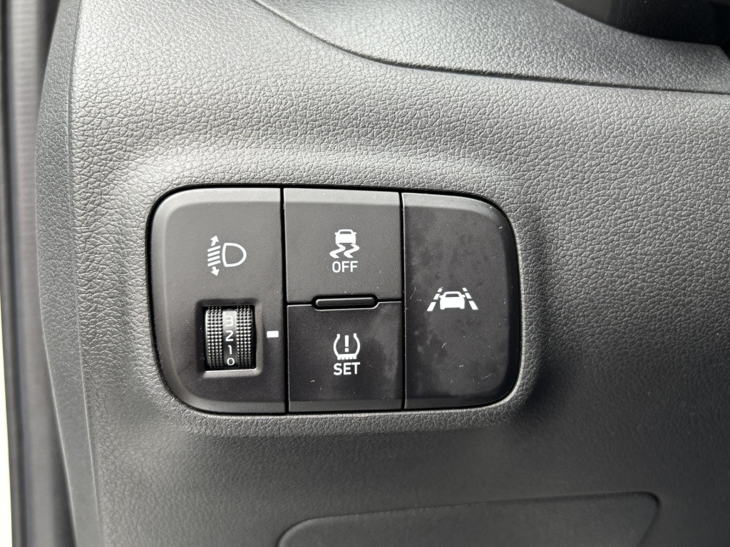 Hyundai I 10 1.0 comfort | apple carplay/android auto | two-tone lakkleur |