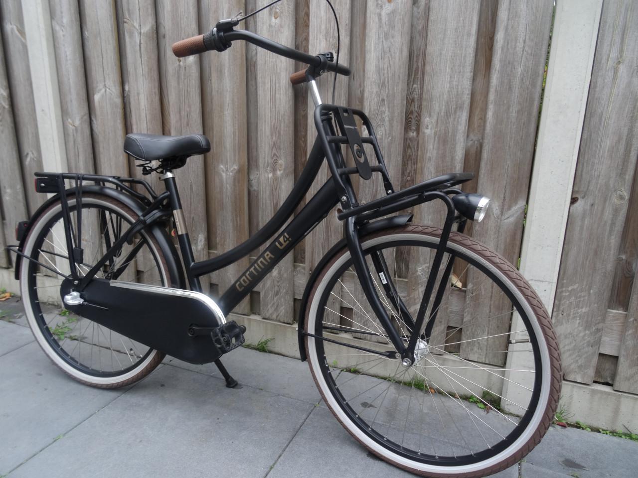 🌸 Prachtige meisjesfiets – Cortina U4 26 inch, bijna als nieuw! 🚲