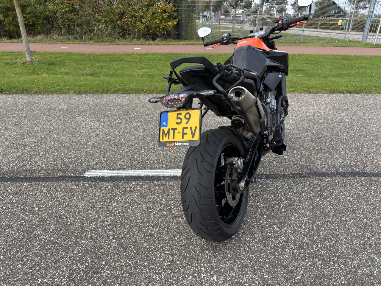 KTM 890 Duke 2021