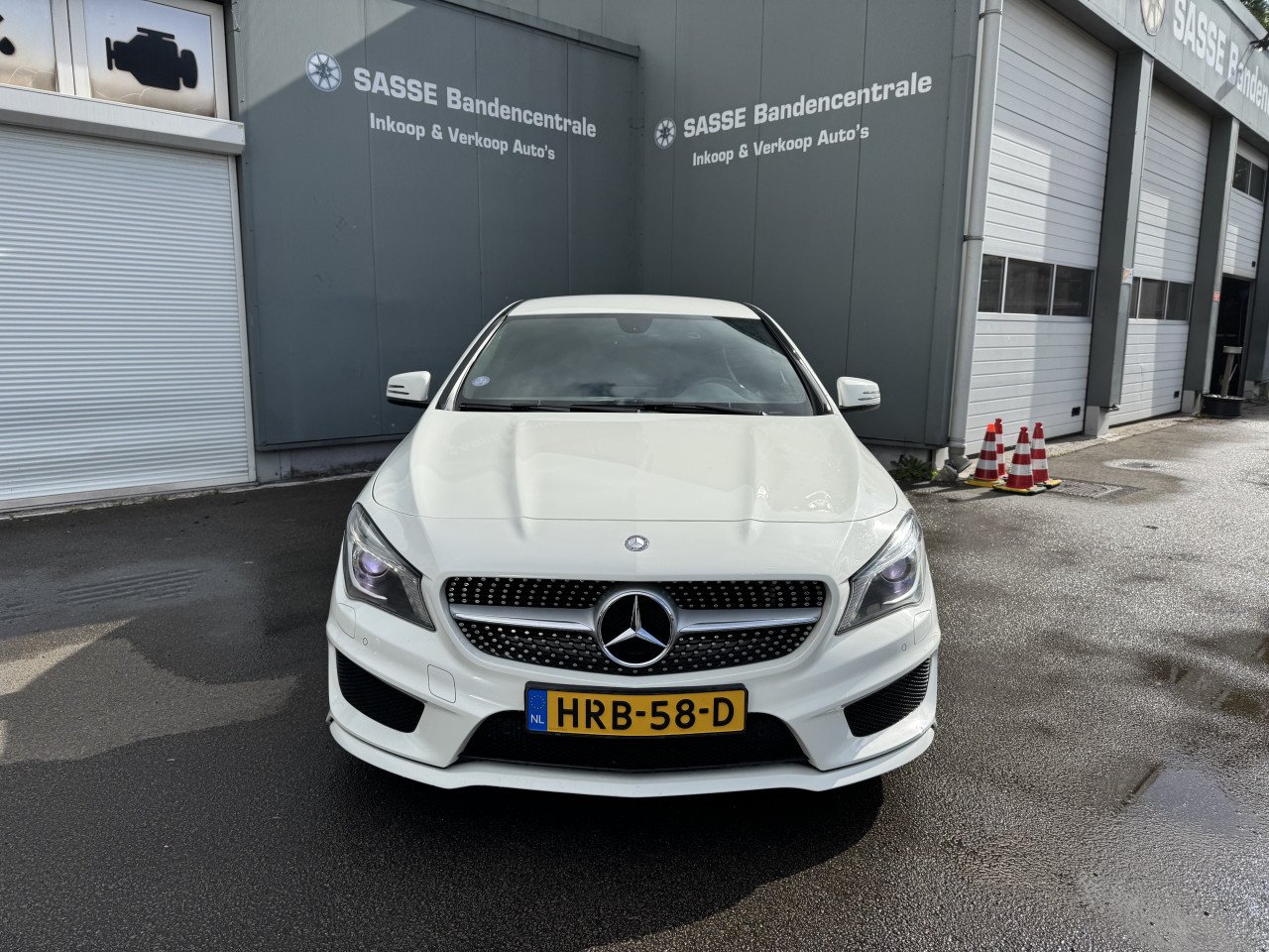 Mercedes CLA 200 Amg Line Benzine AUTOMAAT