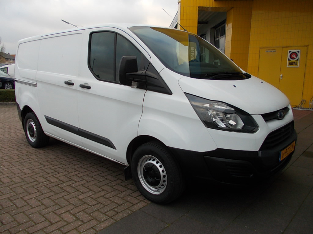 Ford Transit Custom 2.0 tdci airco, schuifdeur, 3-zits, trekhaak