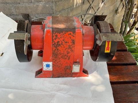 Werkbankslijper Creusen  MS7150TS met 1 extra slijpsteen