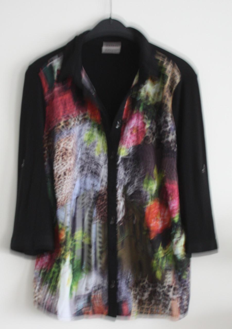 Gekleurde blouse zwarte mouwen  maat 46