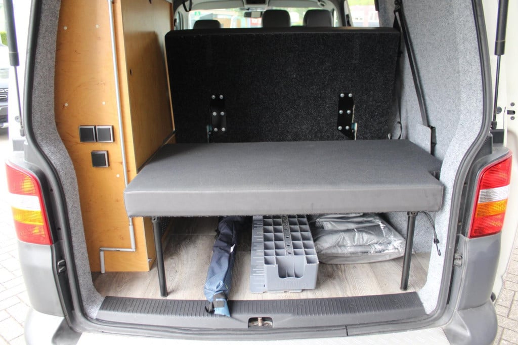 Volkswagen Transporter d 62 kw 5 zitplaatsen op kenteken