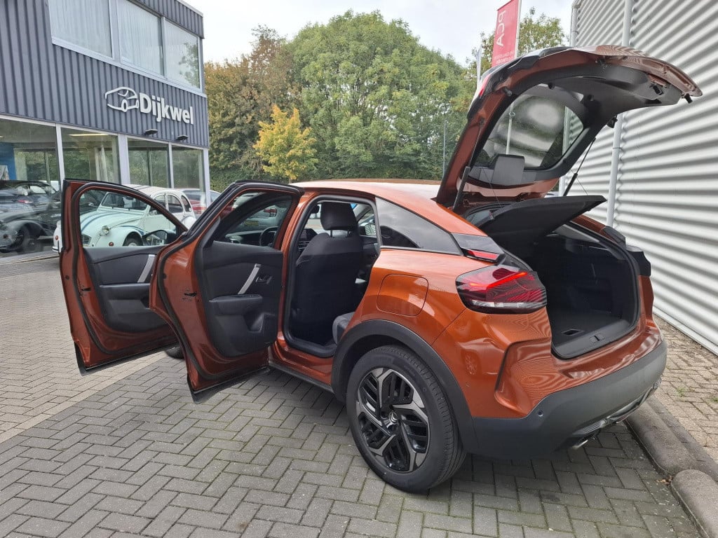 Citroen C4 130 eat8 automaat shine clima/lmv/nav/cam