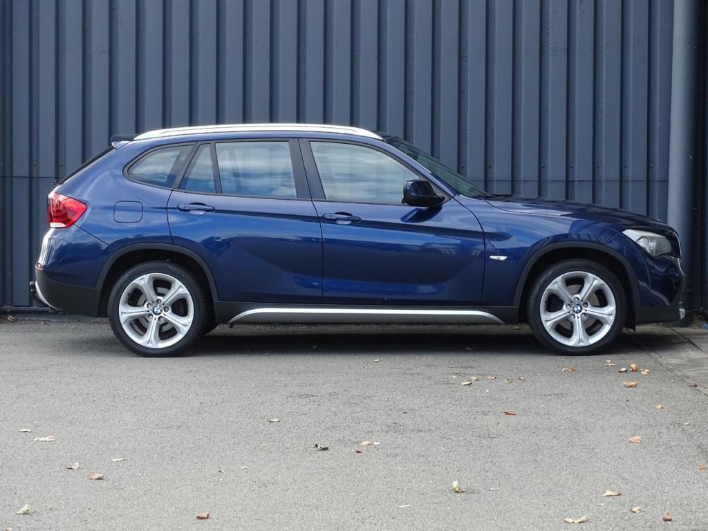 BMW X1 sdrive18i executive | bluetooth | stoelverwarming | 18"