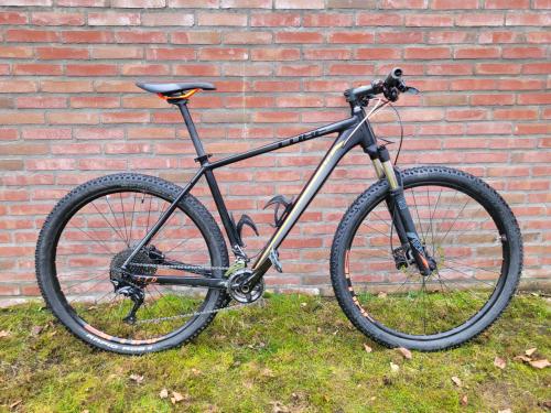 Cube LTD Pro 2017 Mountainbike – goed onderhouden, rijklaar