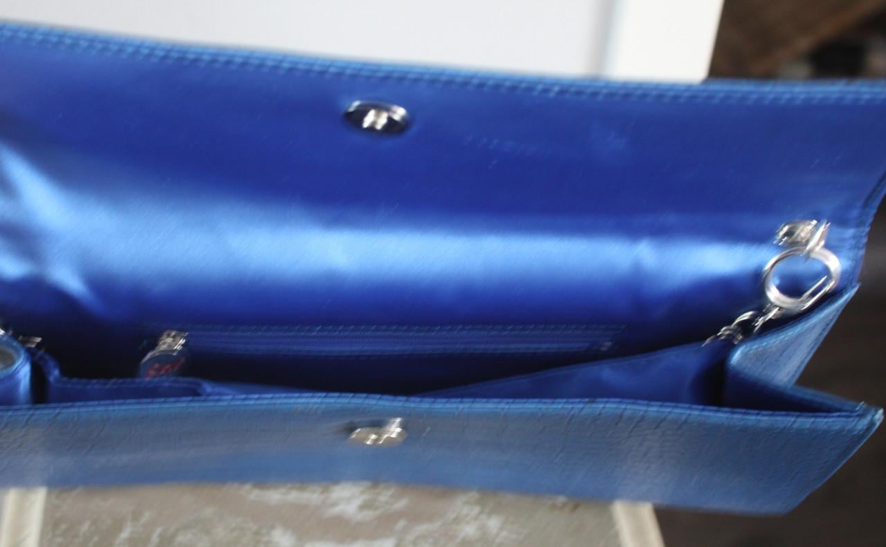 Blauw met krokodiel print clutch