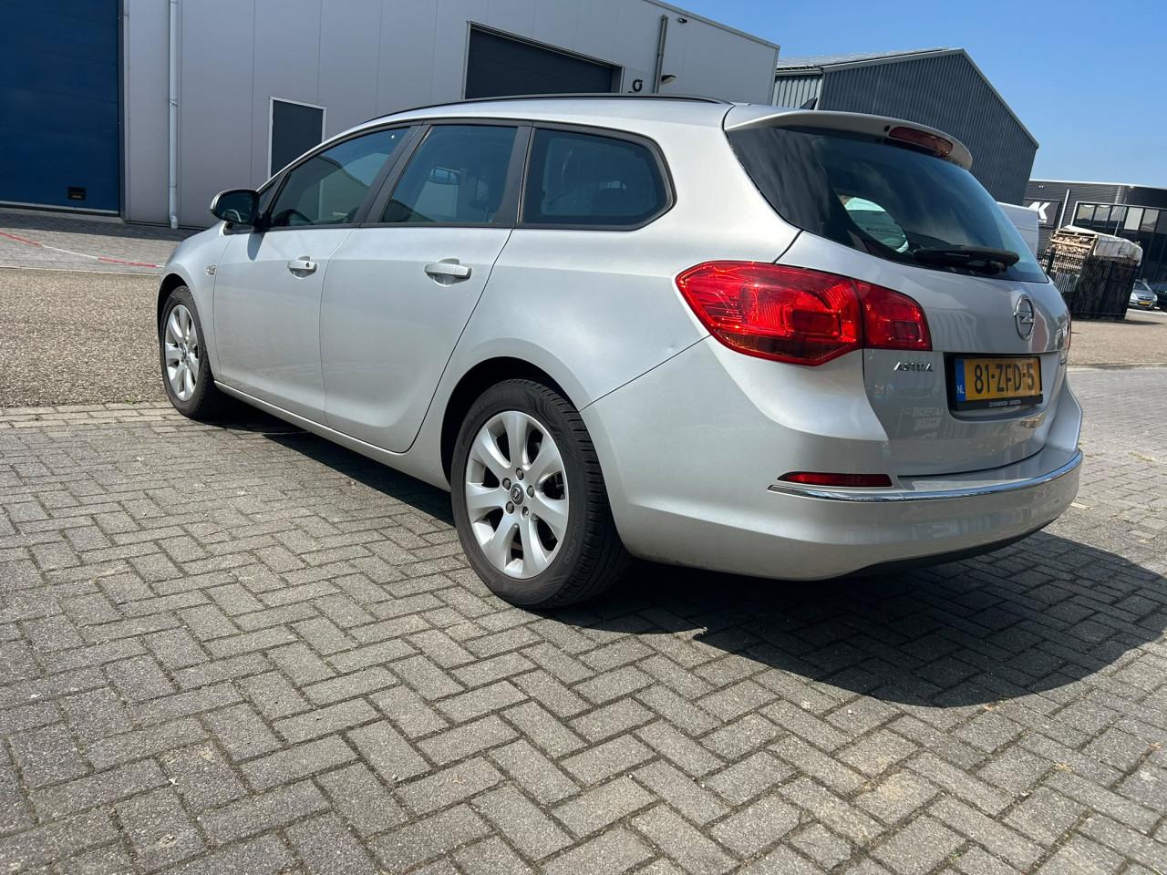 Opel Astra Sports Tourer 1.7 CDTi Business+ Airco Navi Cruise APK 02-2027