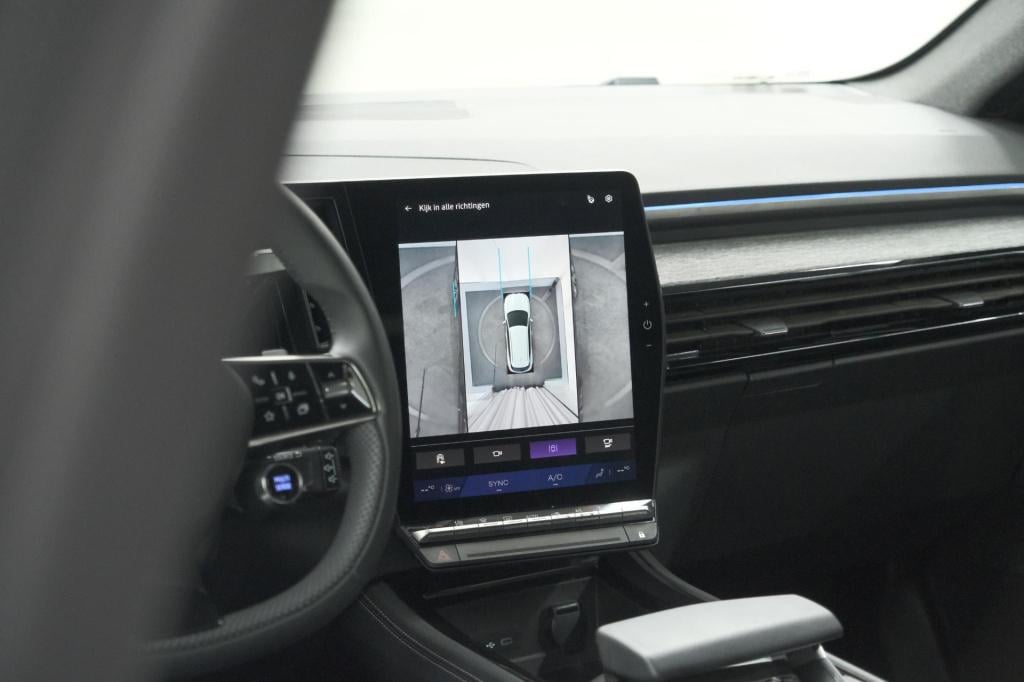 Renault Austral 1.2 e-tech full hybrid 200 techno | 360 camera | panoramada