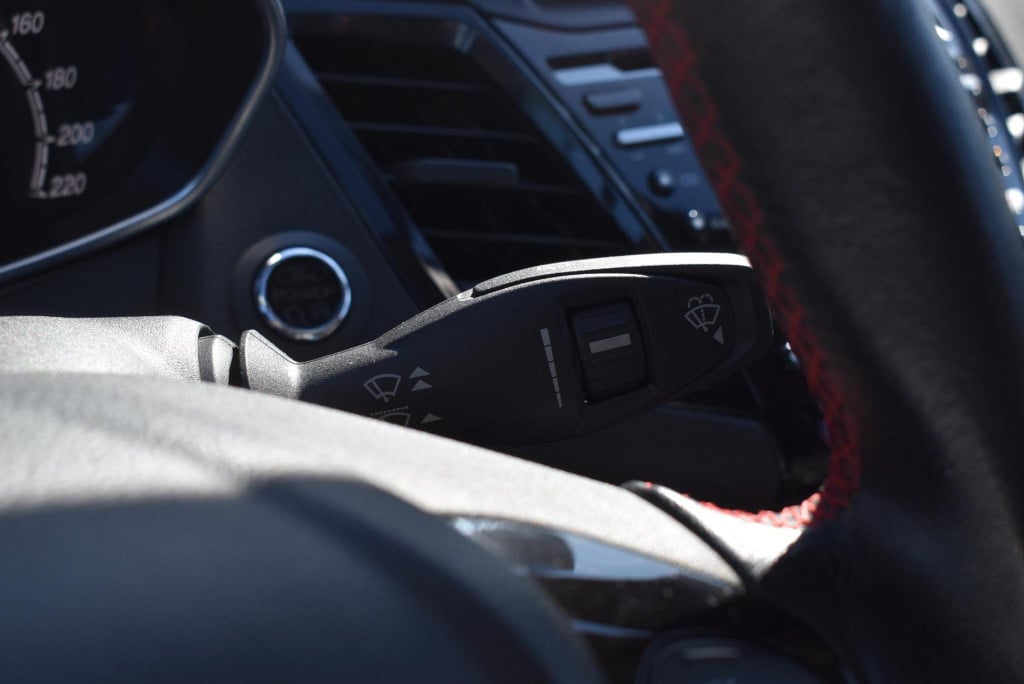 Ford Fiesta 1.0 ecoboost red edition | 140 pk| voorzien van nieuwe distribu