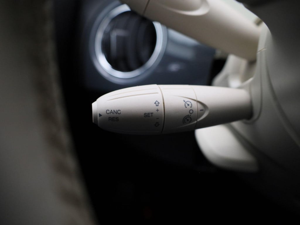 Fiat 500 1.0 hybrid lounge | lmv | parker sensoren | climate control | dab 